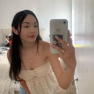 Meet your Posher, Ana